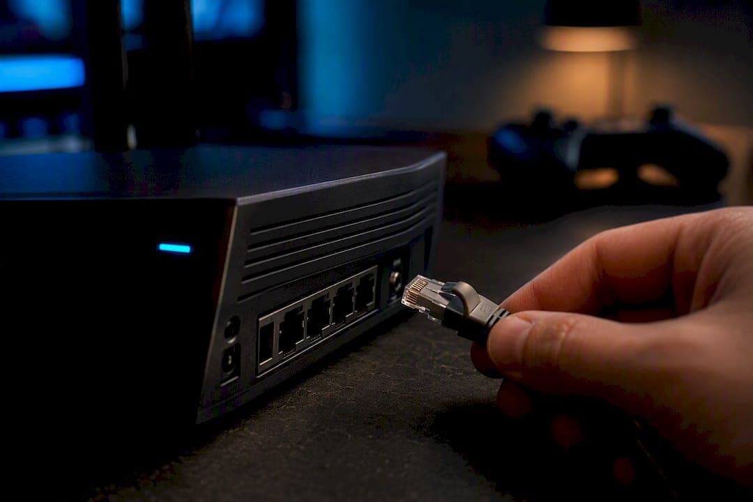 Gamers: Stop Ping Spikes With Router QoS, 90–95% Caps and CAKE